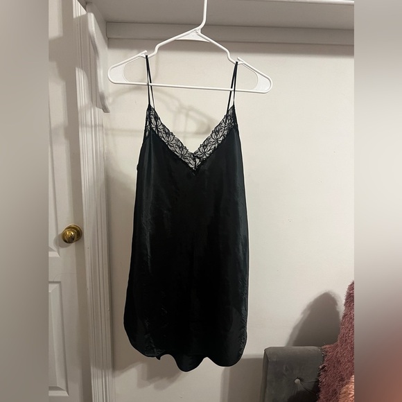 FINAL PRICE Victoria’s Secret Gold Label Dress - Picture 1 of 5